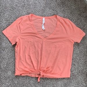 Lululemon tie front crop top